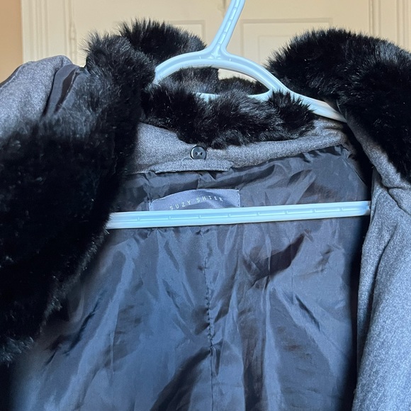 Suzy Shier Winter Coat - Picture 5 of 5